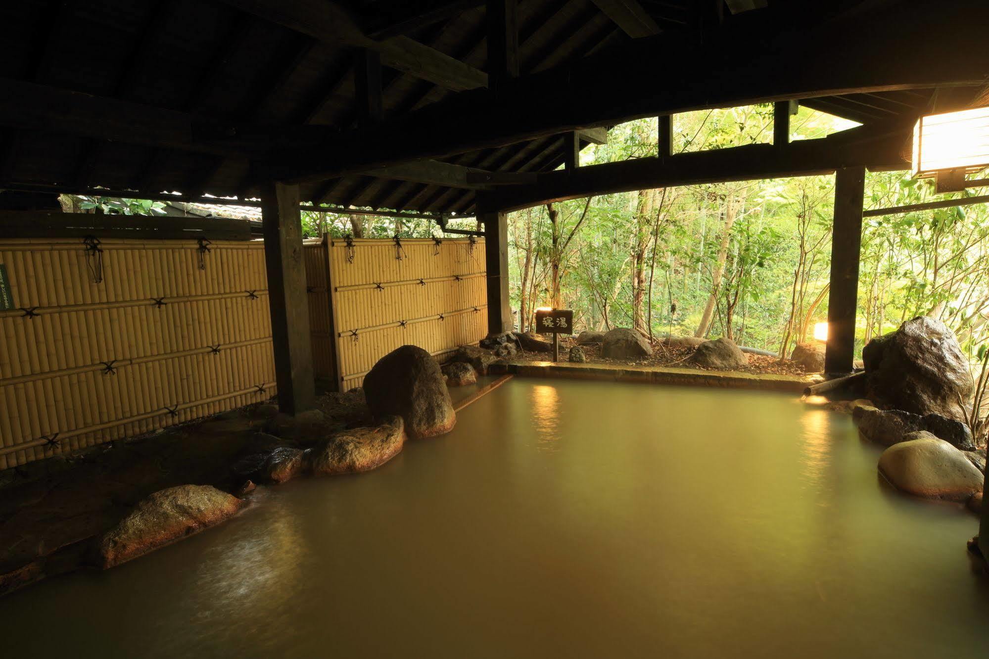 ホテル 旅館わかば 南小国町 エクステリア 写真